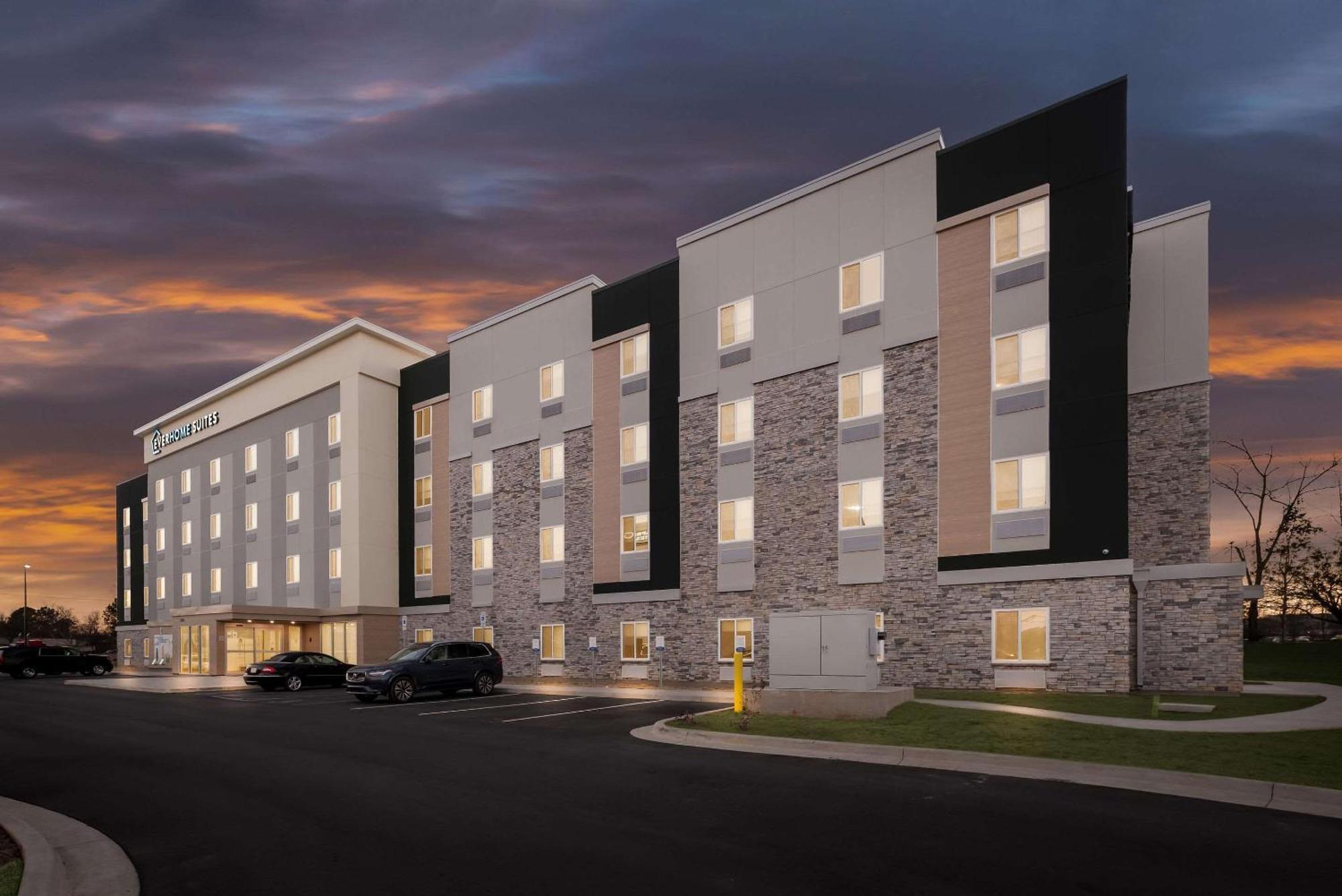 Everhome Suites Huntsville - Research Park المظهر الخارجي الصورة